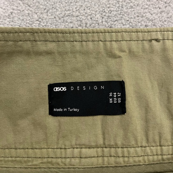 ASOS Design olive khaki wrapped mini skirt - Picture 3 of 4